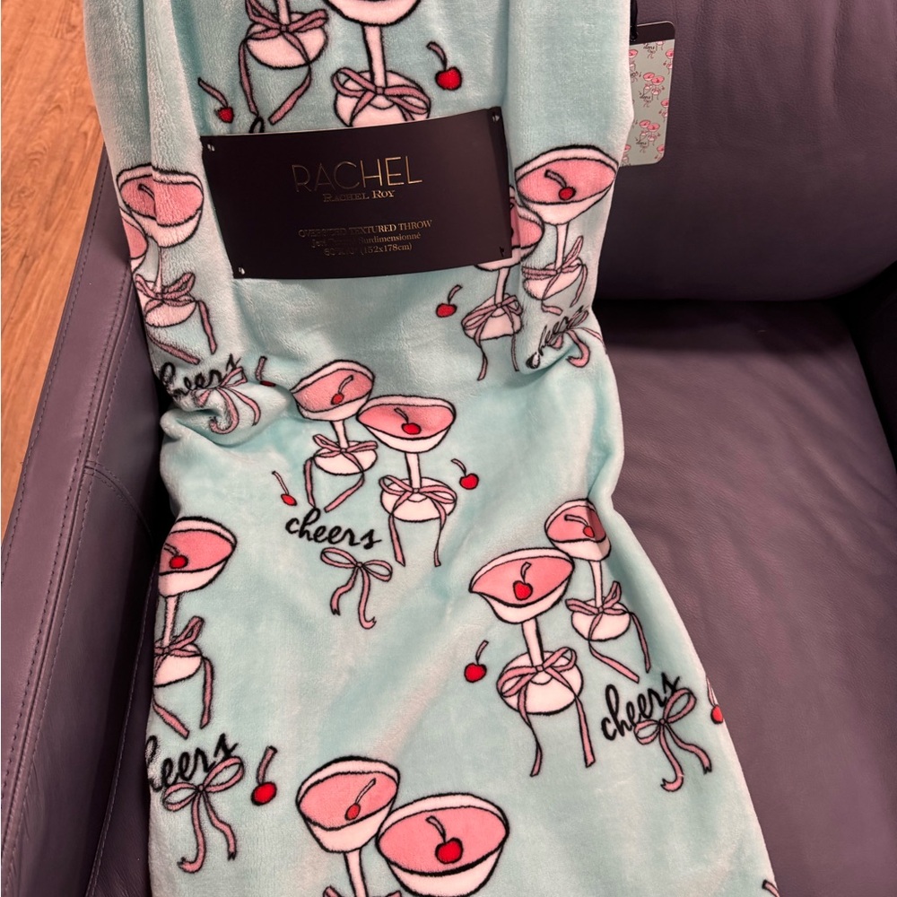 Rachel Plush Blanket with Pink Cocktail Design